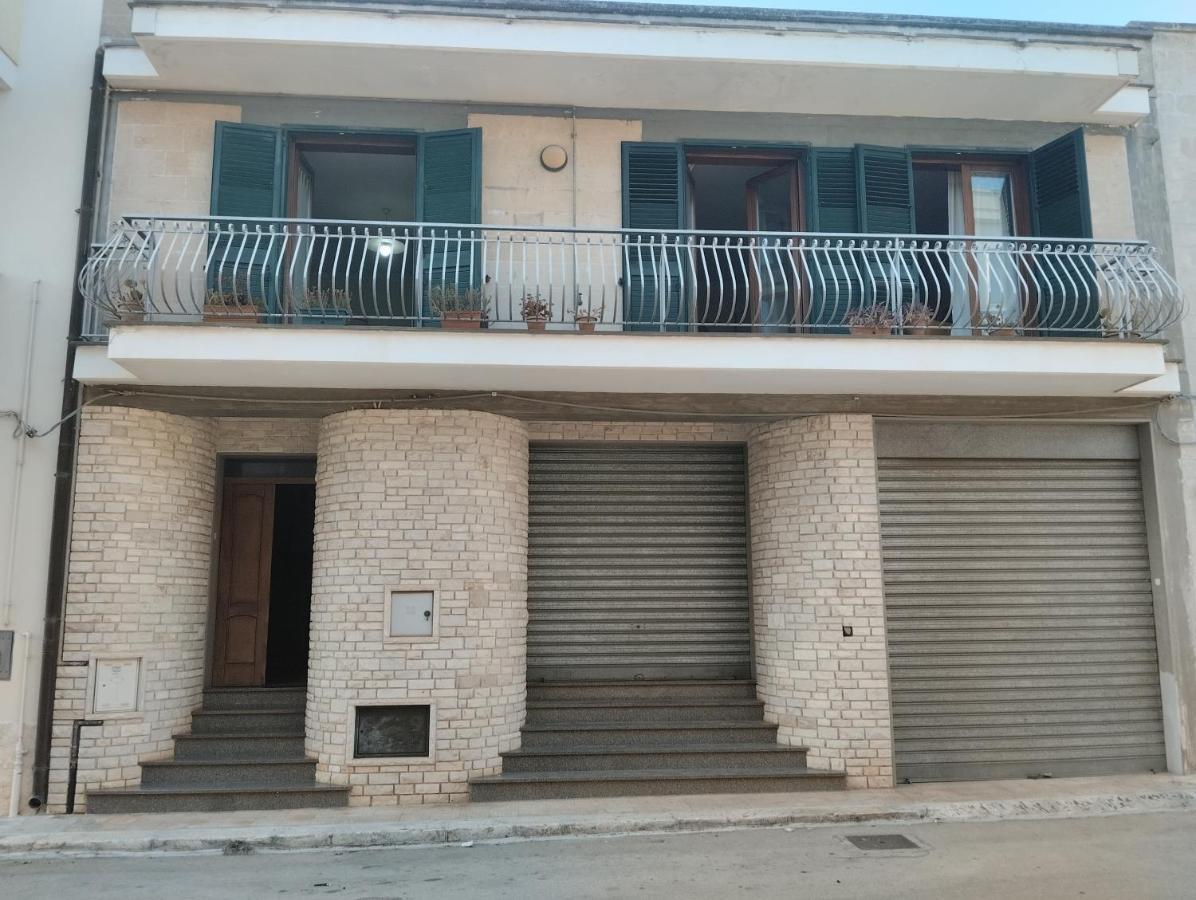 Favolosa Casa Con Terrazza, Idromassaggio, Cortile E Garage Auto Carovigno Extérieur photo