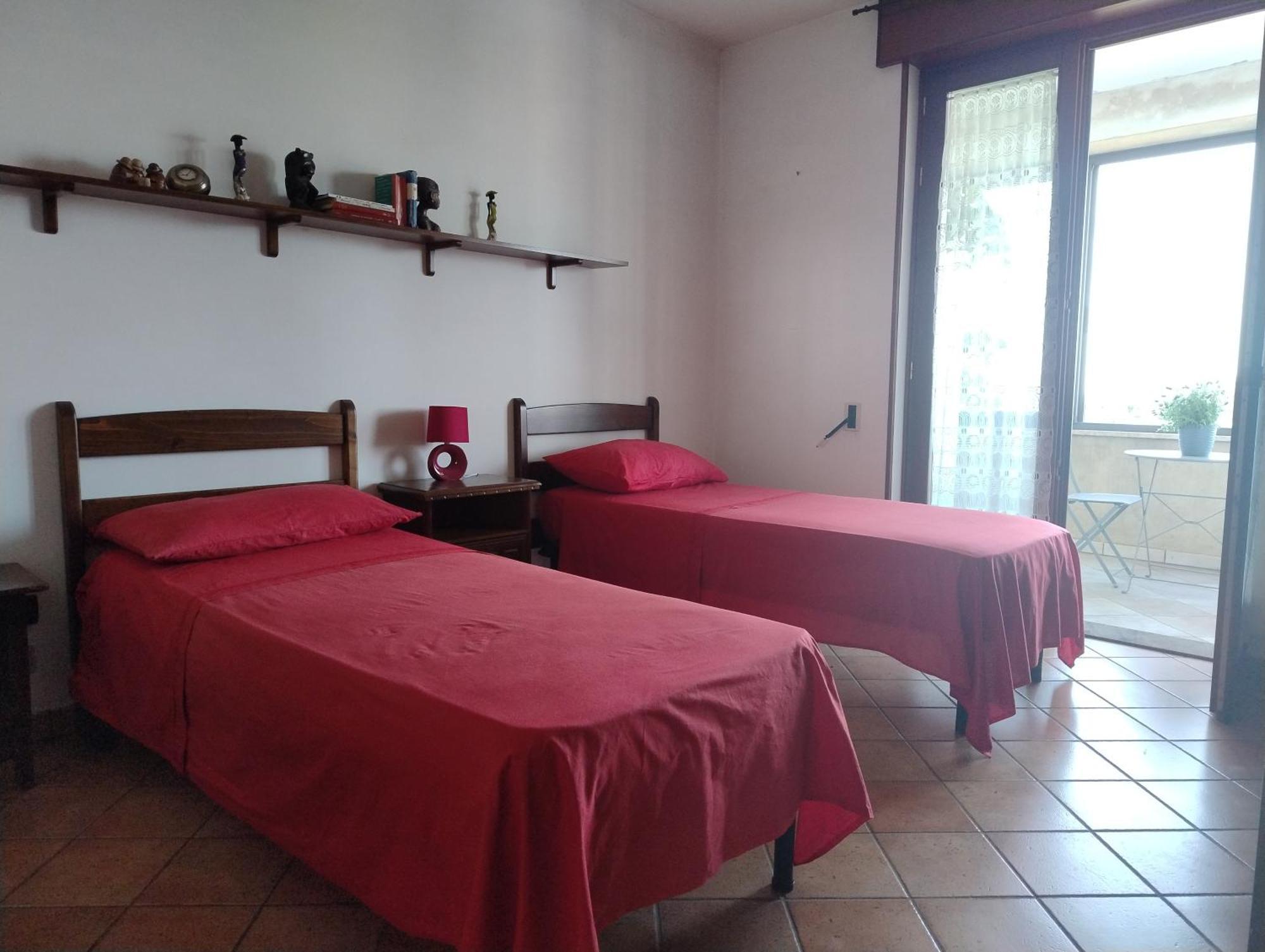 Favolosa Casa Con Terrazza, Idromassaggio, Cortile E Garage Auto Carovigno Extérieur photo